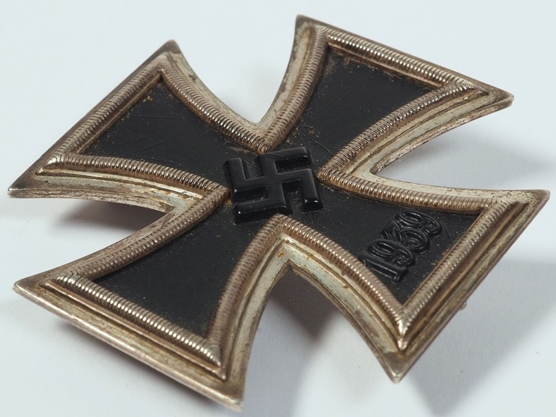 Iron Cross 1st class 1939, maker's mark 20 - C.F. Zimmermann, Pforzheim - Image 4 of 4