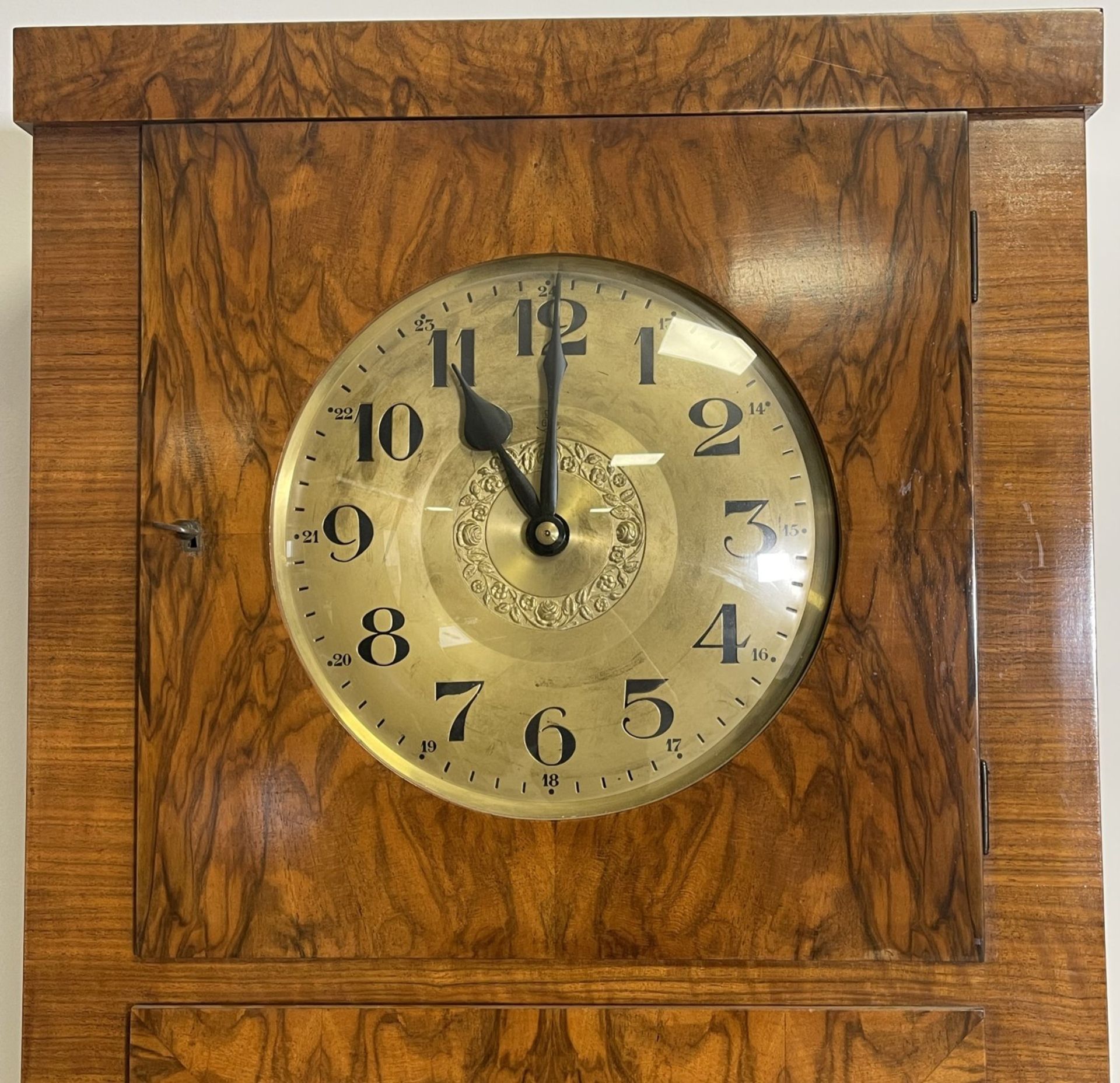 Simple art deco grandfather clock, beginning of 20th century. - Image 2 of 10