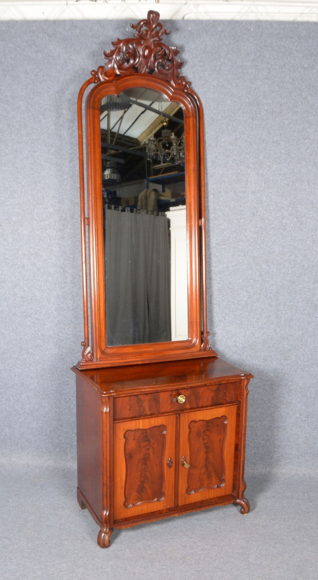 Kommode mit Aufsatzspiegel, Mahagoni auf Weichholz, Spiegelma&szlig;e 140 x 50 cm