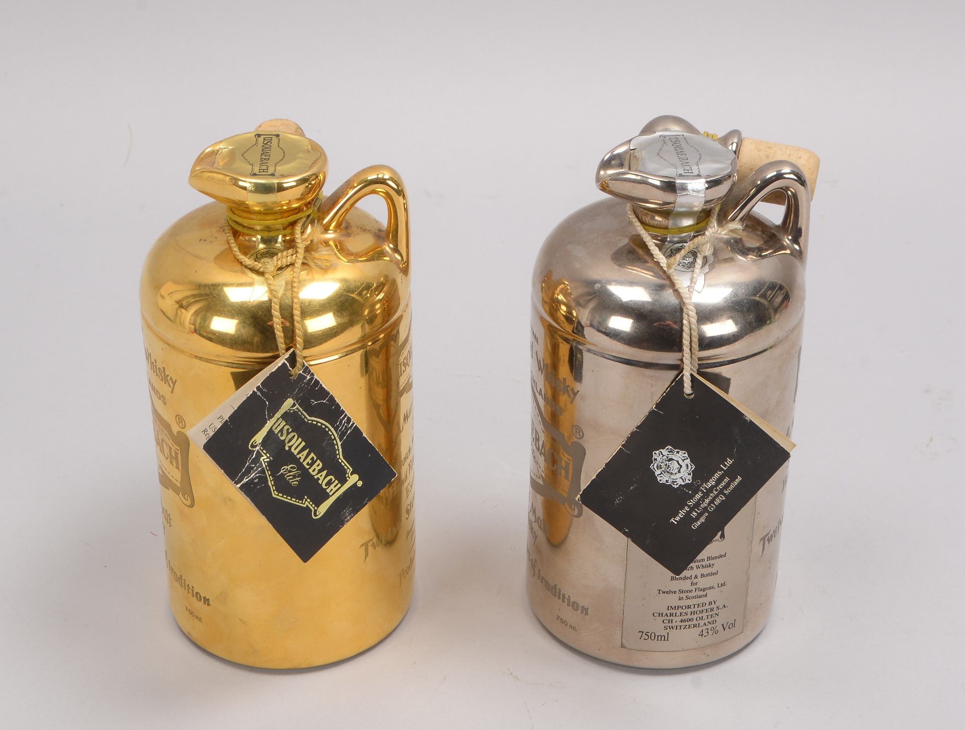 Sammler-Whisky, 2 Flaschen: &#039;Usquaebach Elite&#039; Gold und Silber - Image 2 of 2
