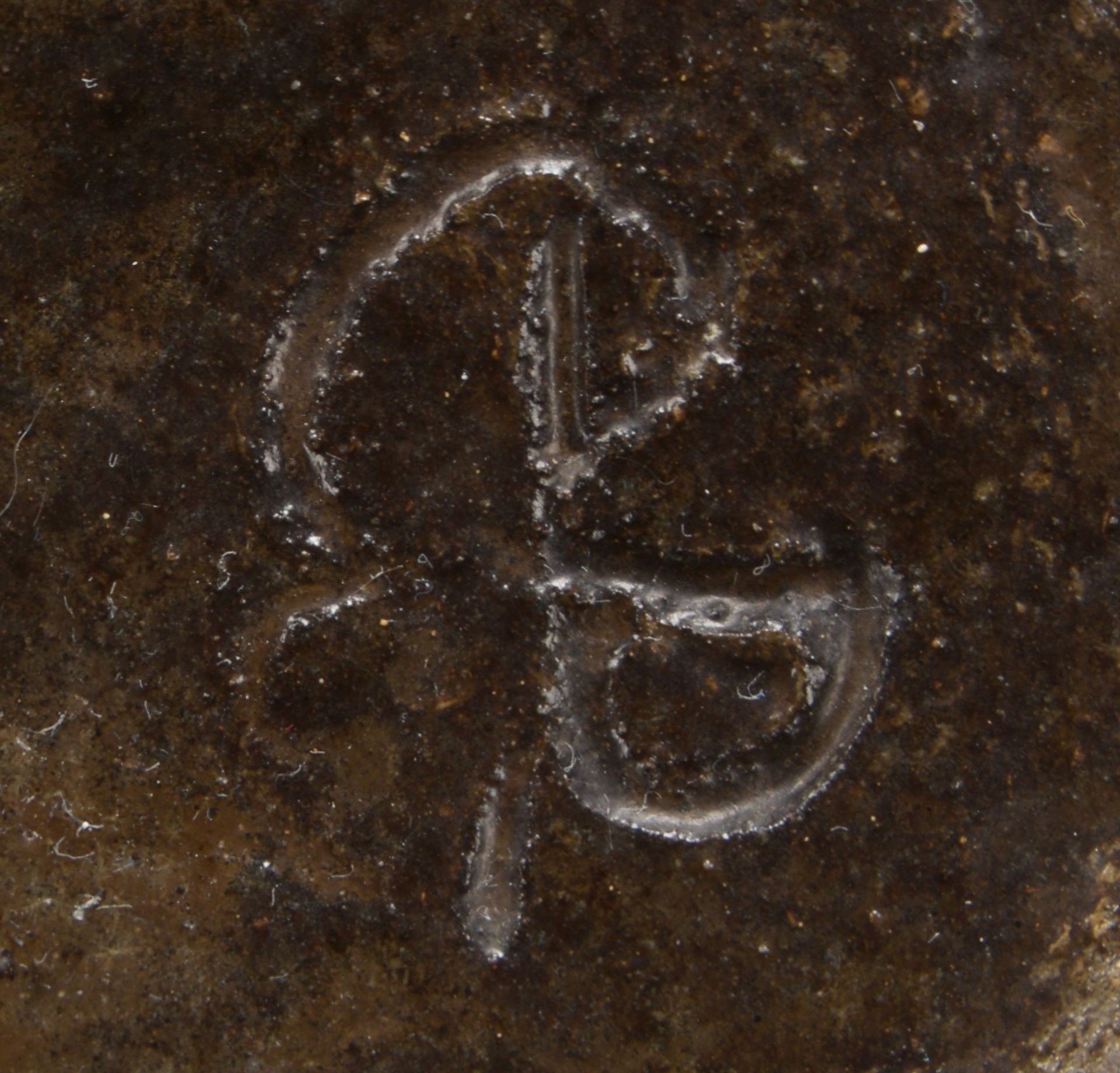 Pluquet-Ulrich, Eisabeth, K&uuml;nstler-Keramikvase, im Boden sign.; H&ouml;he 28,5 cm - Image 2 of 2
