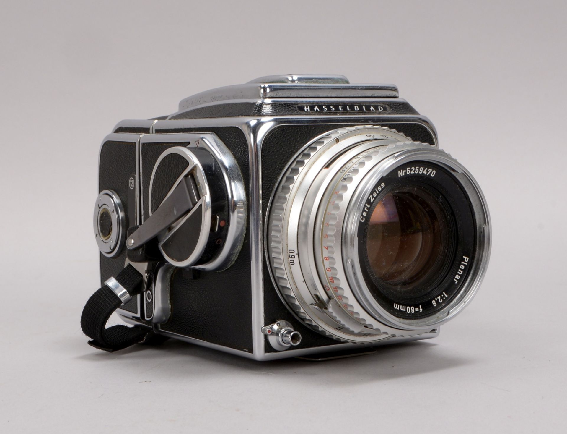 Sammler-Fotokamera: Hasselblad '500 C', mit Objektiven und untersch. Zubehör - Bild 2 aus 4