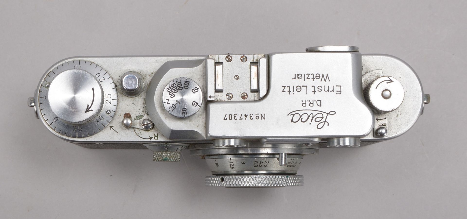 Sammler-Kamera, &#039;Leica III&#039;, mit Leitz-&#039;Elmar, f=3,5 mm, 1:3,5&#039;, in orig. Tasche - Image 3 of 4