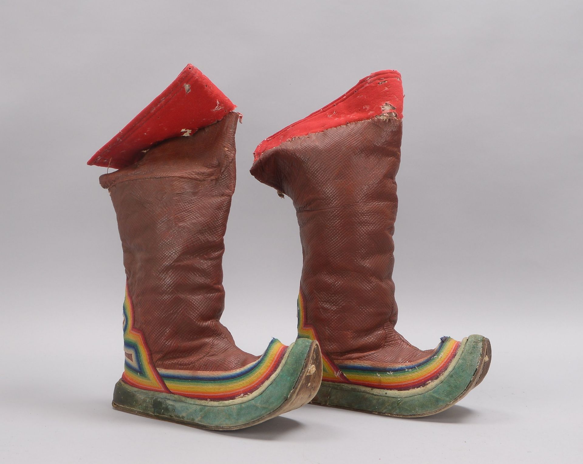 Paar Lederstiefel (Tibet, 19. Jahrhundert); Größe ca. 41