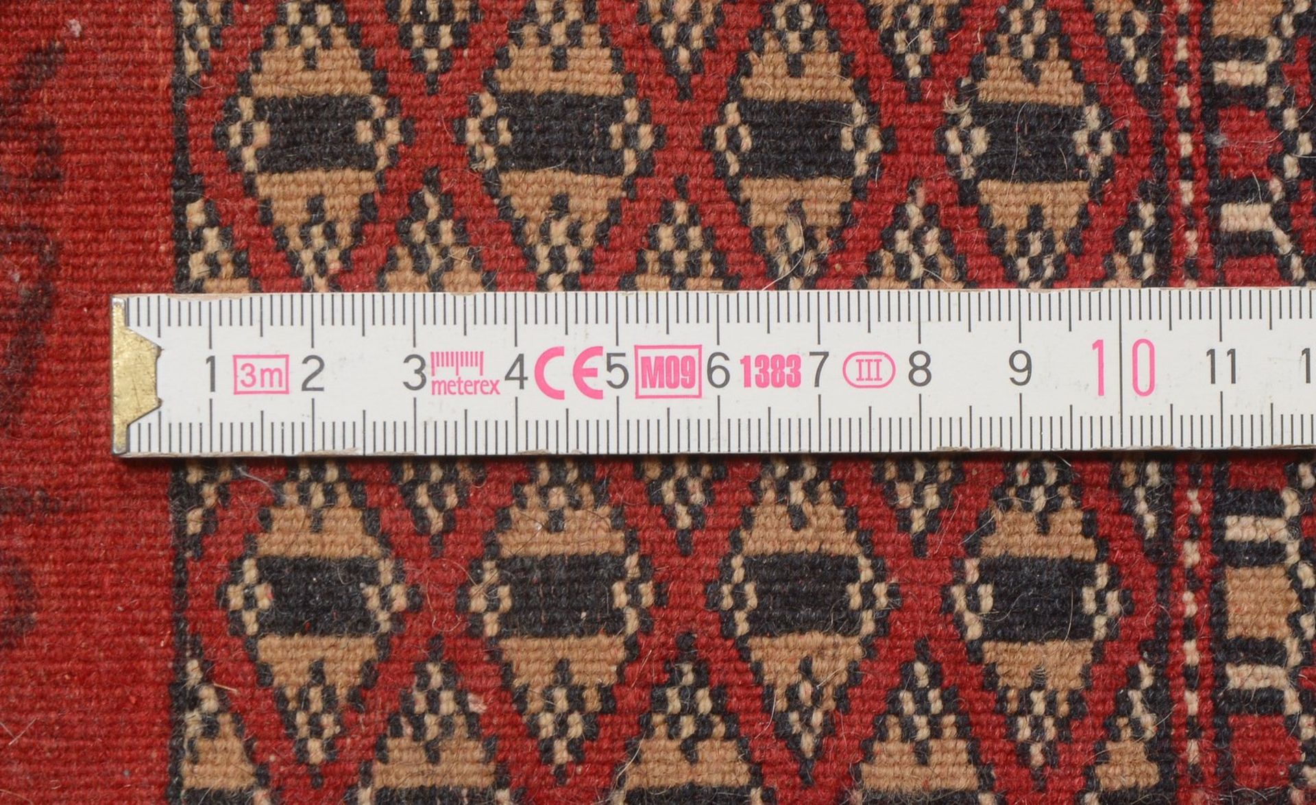 Orientteppich (Pakistan), feine Kn&uuml;pfung, mit G&uuml;ls durchgemustert, guter Zustand - Image 2 of 2