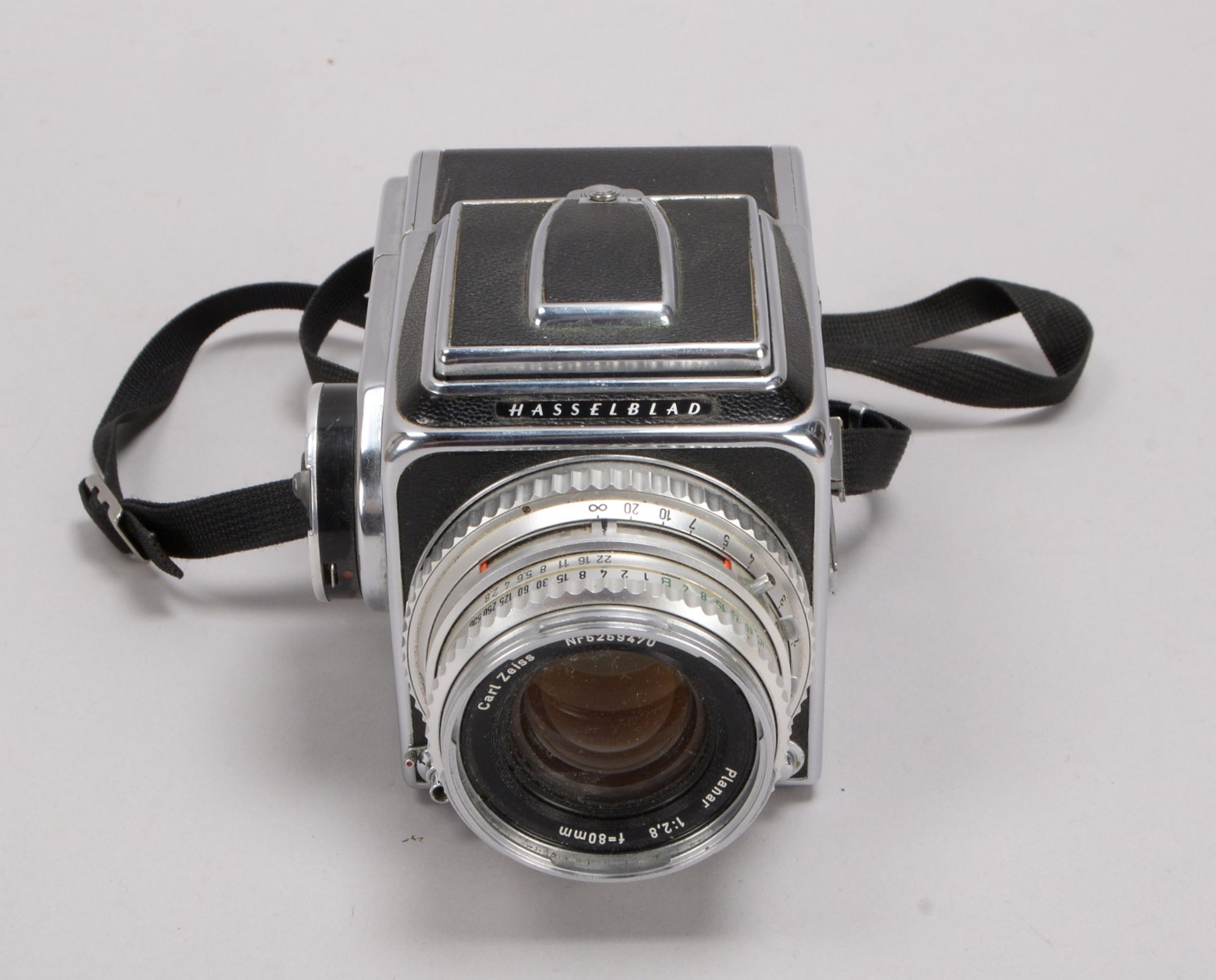 Sammler-Fotokamera: Hasselblad '500 C', mit Objektiven und untersch. Zubehör - Bild 4 aus 4