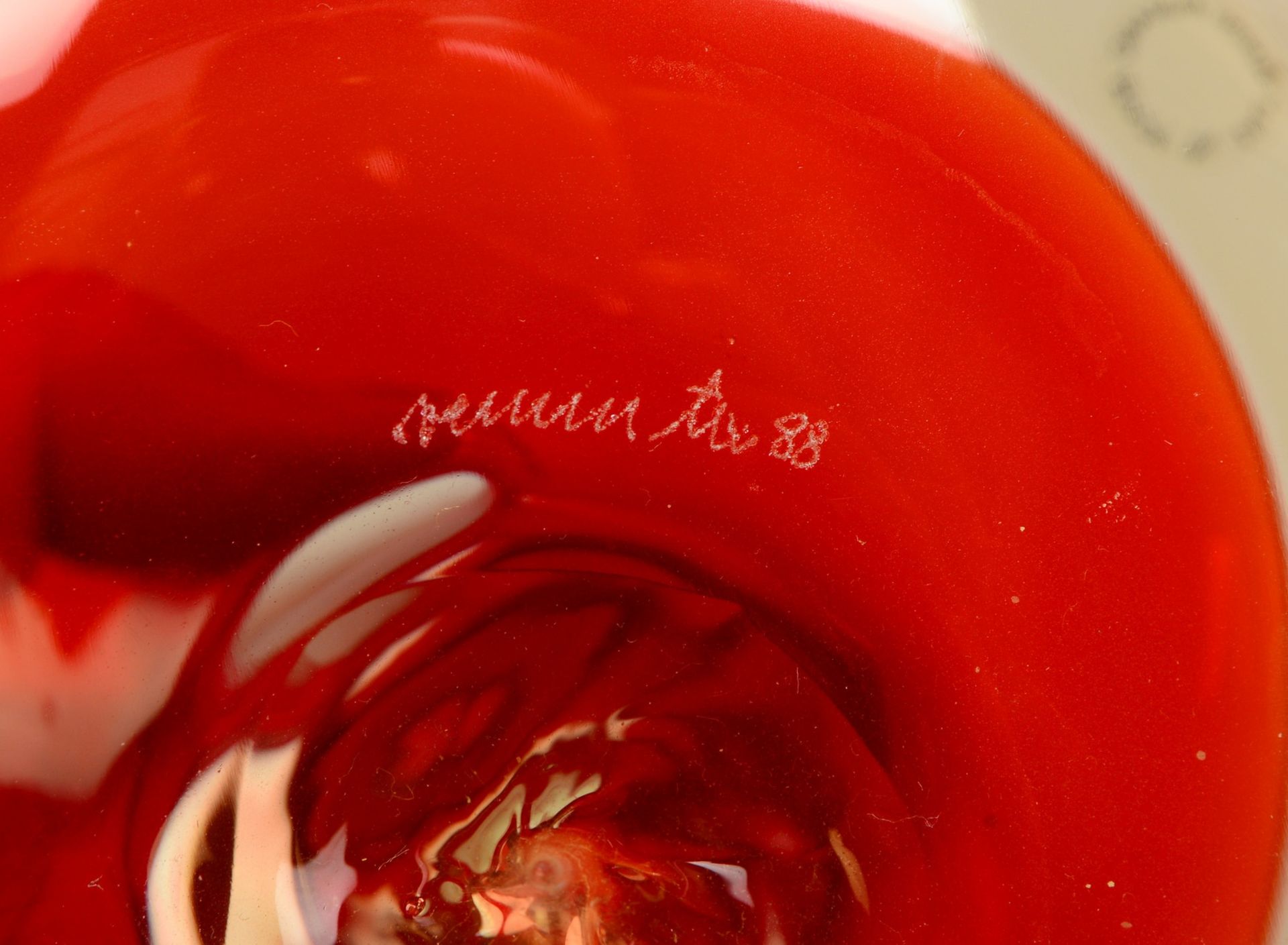 Venini/Murano, Vase, 2-farb. Glas in Incalmo-Technik, Entw. T. Wirkkala, Gravur/Signet - Image 2 of 2
