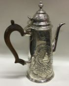 A Queen Anne silver coffee pot. Circa 1710. Approx. 527 grams. Est. £600 - £800.