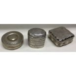 A group of three Dutch silver boxes. Approx. 63 gr