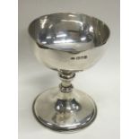 A silver Church chalice. London 1912. Approx. 211 grams. Est. £150 - £200.