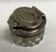 A Victorian silver and glass inkwell with screw top lid. Est. £100 - £150.