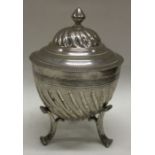 A Continental silver lidded bowl and cover. Approx. 261 grams. Est. £200 - £300.