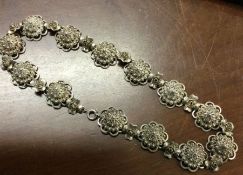 A silver fringe necklace. Approx. 58 grams. Est. £
