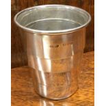 CHESTER: A cased silver collapsible beaker. 1903. By GY and Co. Approx. 54 grams. Est. £280 - £320.