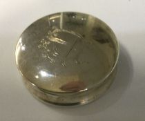 A large silver box with pull-off lid. Birmingham 1942. Approx. 30 grams. Est. £30 - £50.