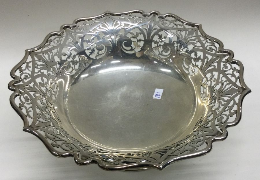 An attractive pierced silver fruit bowl with shape - Image 2 of 2