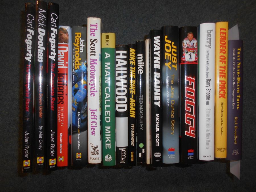 BOOKS: MOTORBIKE RACING: 17 titles. Est. £30 - £40.