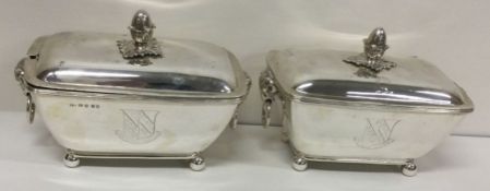 A pair of heavy George III silver sauce tureens. London 1800. By John Robins. Approx. 1281 grams. Es