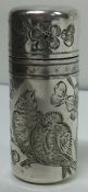 A rare Victorian scent bottle engraved with birds. London 1882. By Sampson Mordan. Approx. 46 grams.