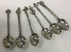 A good heavy set of six cast silver spoons. Approx. 36 grams. Est. £20 - £30.