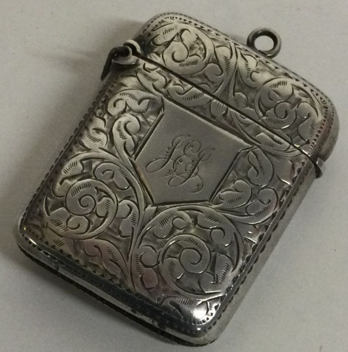 A silver vesta. Birmingham 1900. Approx. 28 grams. Est. £20 - £30.