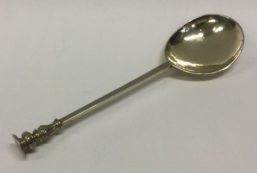 EXETER: An Elizabeth I silver gilt seal top spoon. c1600. By William Bartlett.