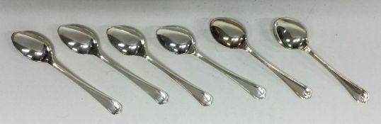 A good set of six silver coffee spoons. London. Approx. 57 grams.
