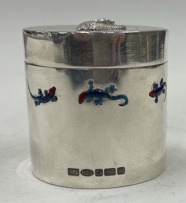 A rare silver and enamelled contemporary style snuff box with lizard decoration. - Image 2 of 3