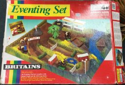 BRITAINS: A boxed eventing set.