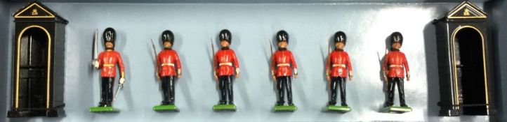 BRITAINS: A boxed set of lead figures entitled "Ceremonial Collection".