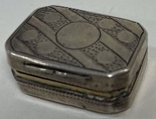 A George III silver vinaigrette with Chinese design grill. Birmingham 1809. By Matthew Linwood.