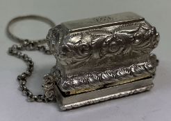 A rare and fine silver castle top snuff box depicting Windsor Castle. Birmingham 1836.