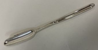 An 18th Century George III silver heavy crested ‘Dum Spiro Spero’ marrow scoop with feather edge. Lo