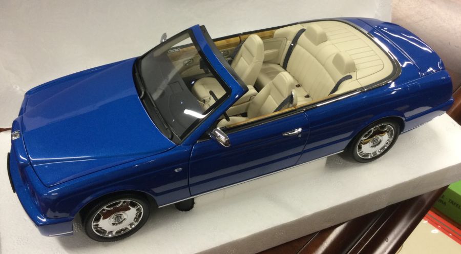 MINICHAMPS: A 1:18 scale boxed model car of a Bentley Azure. - Image 2 of 2
