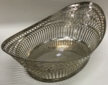 A Continental silver basket with pierced decoration. Approx. 440 grams.