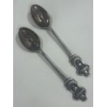 ROLEX: A pair of silver spoons. Approx. 30 grams.