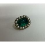 A good Georgian pearl mounted mourning brooch. Approx. 8 grams.