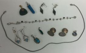A group of heavy silver earrings, necklaces etc. Approx. 23 grams