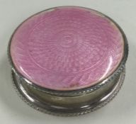 A silver and pink enamelled box with lift-off lid. Birmingham 1928. Approx. 22 grams.
