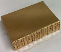 BRIAN ASQUITH: A silver gilt hinged snuff box 1981