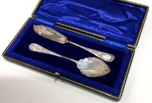 A good pair of boxed silver preserve spoons. Sheffield.