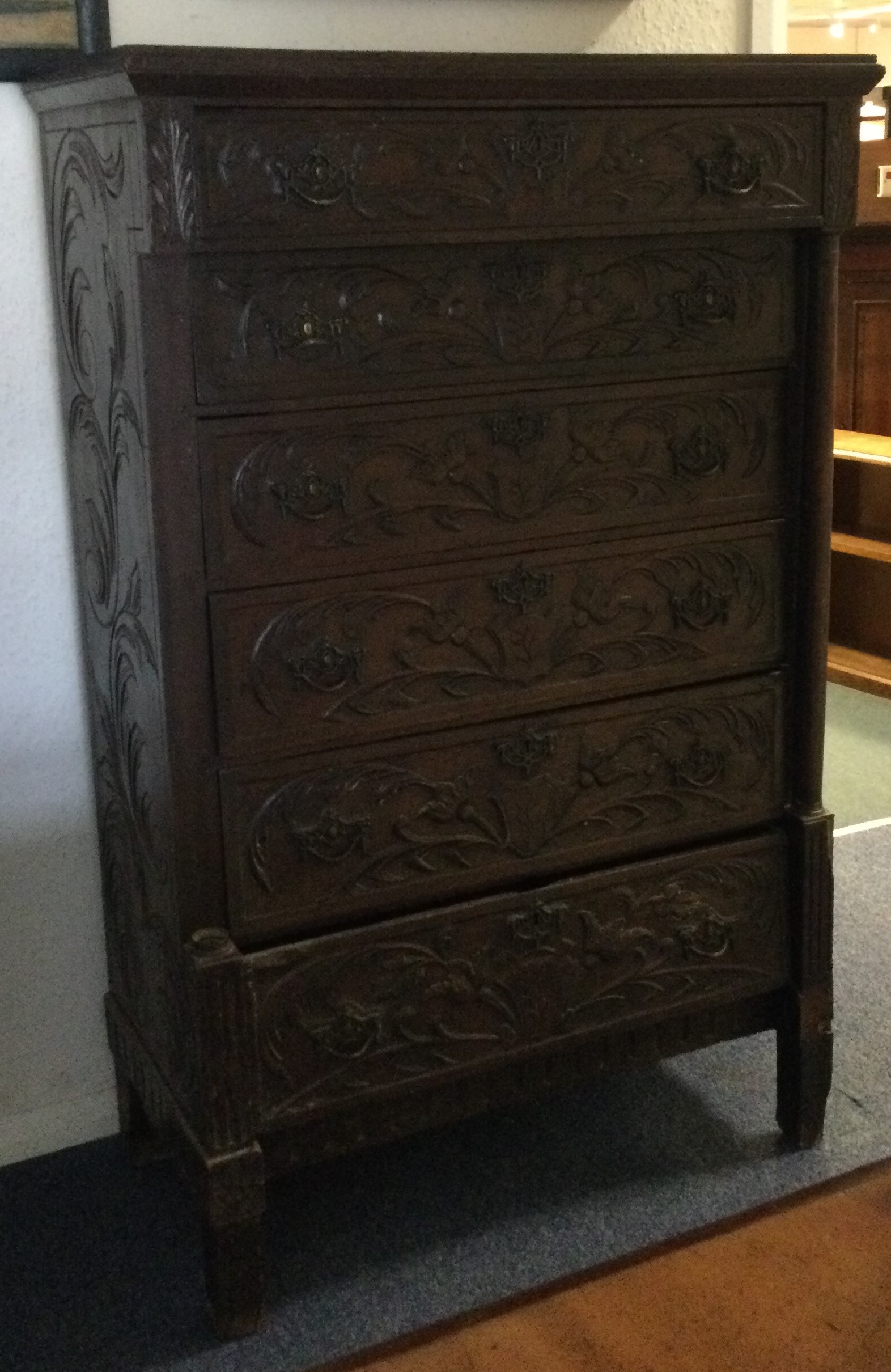 An Antique oak carved six drawer chest. - Image 3 of 4