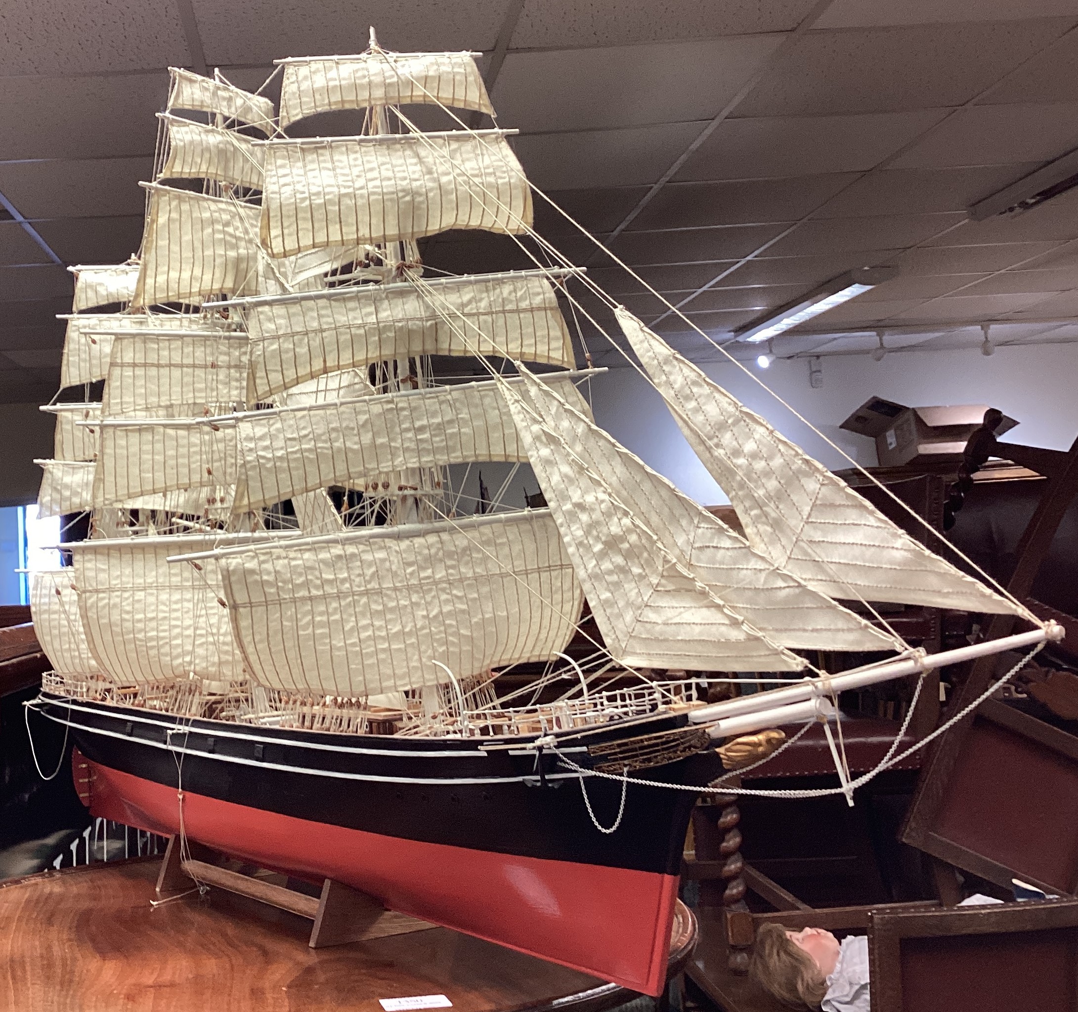 A good large model of a galleon on stand. - Image 3 of 3