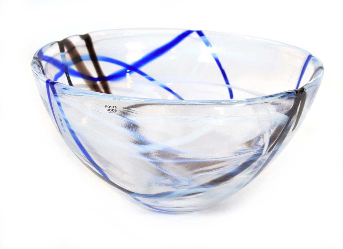 A Swedish 'contrast' glass bowl by Kosta Boda, d. 22 cm