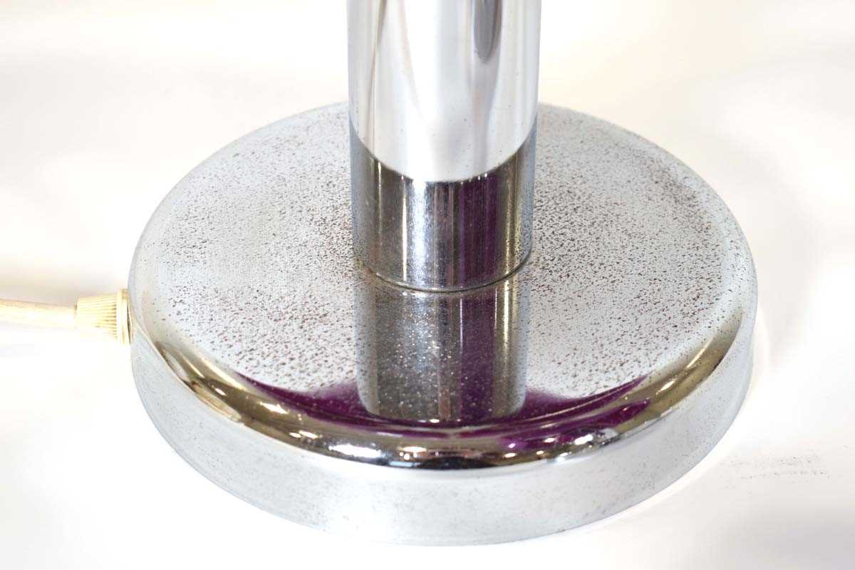 A pair of 1970's table lamps with chromed bodies and purple perspex sectional shades, h. 41 cmFairly - Image 4 of 4