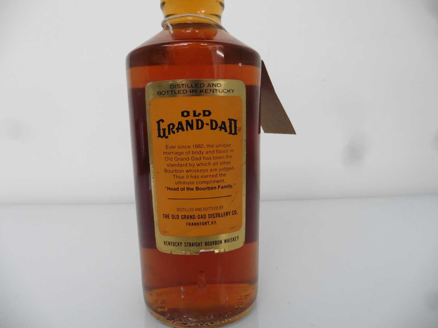 2 old bottles, 1x Old Grandad Kentucky Straight Bourbon Whiskey circa 1970's 26 2/3 fl oz70 - Image 5 of 8