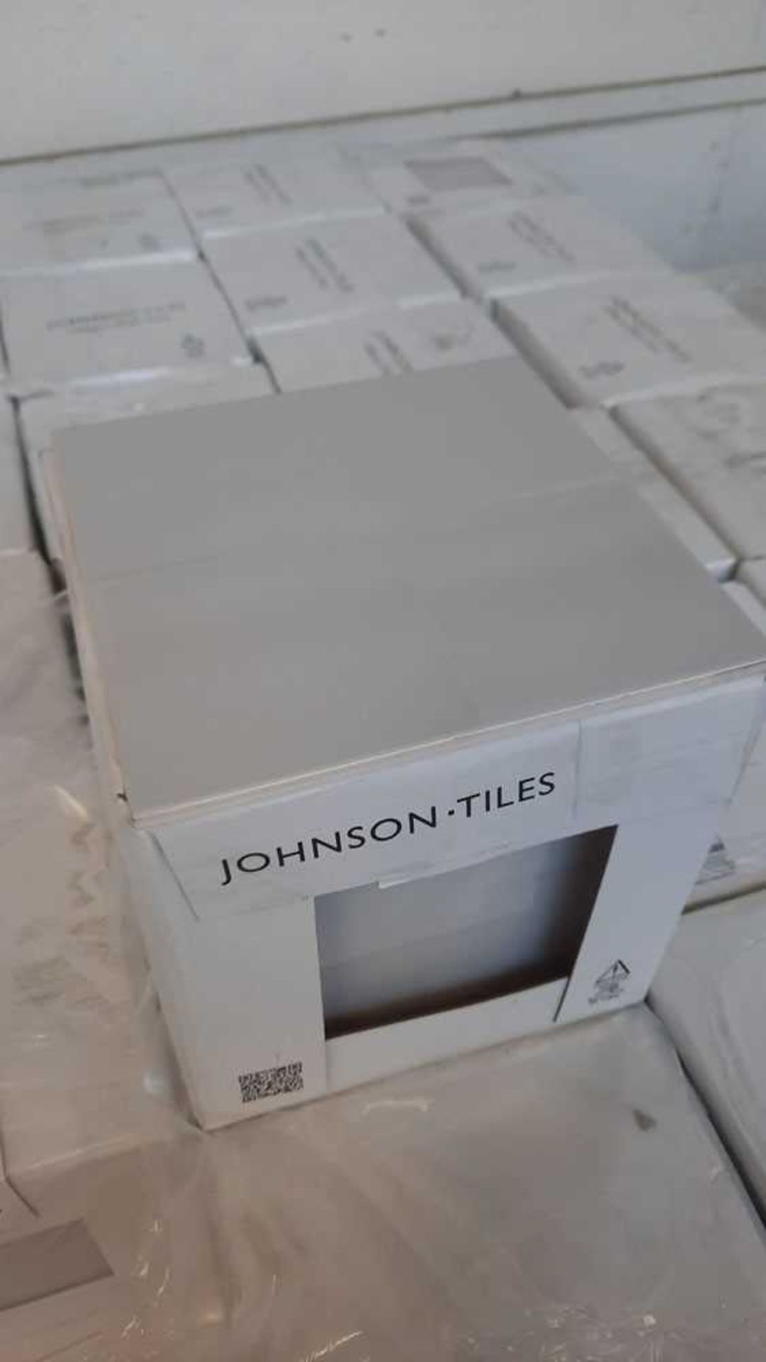 +VAT Approx 32 m2/ 32 boxes of 20cm x 20cm Johnson Tiles Astuce Collection Maison ceramic tiles in - Image 2 of 3