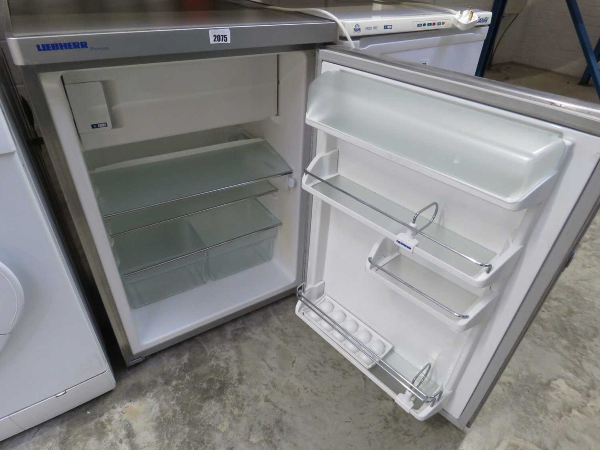 Liebherr Premium under counter refrigerator - Image 2 of 2