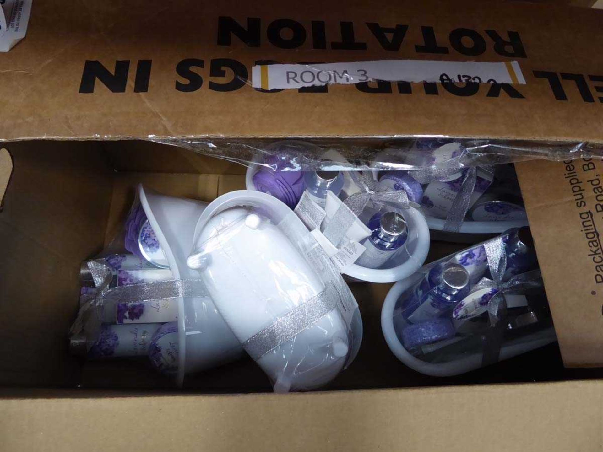 +VAT Box containing five lavender beauty sets