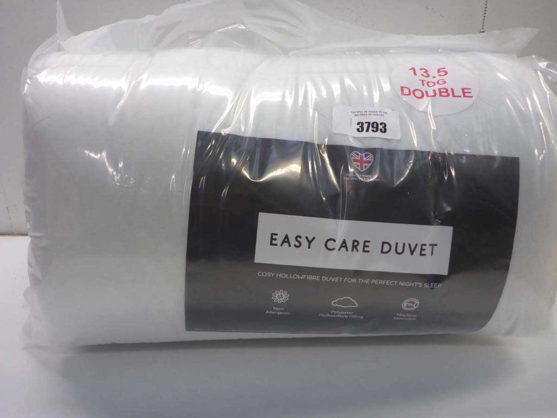 +VAT Easy Care double 13.5 tog duvet